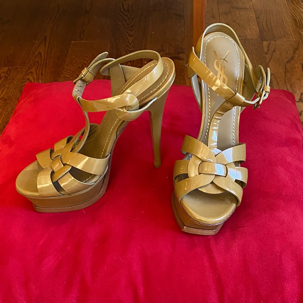 Yves Saint Laurent Beige Strappy Platform Heels NWOT